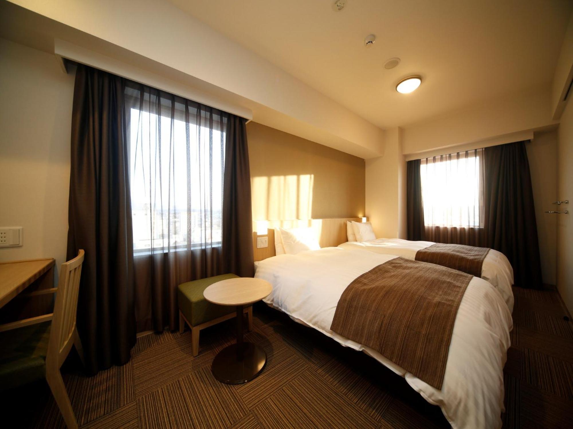 Dormy Inn Hon-Хатинохе Экстерьер фото
